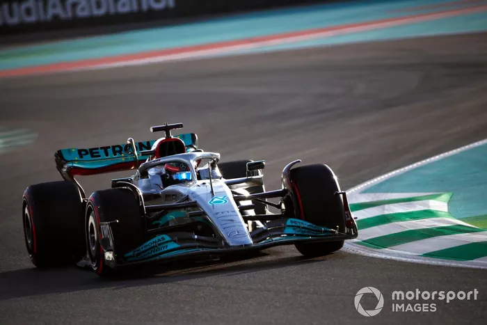 George Russell, Mercedes W13