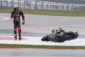 Marco Bezzecchi, Aprilia Racing, caída