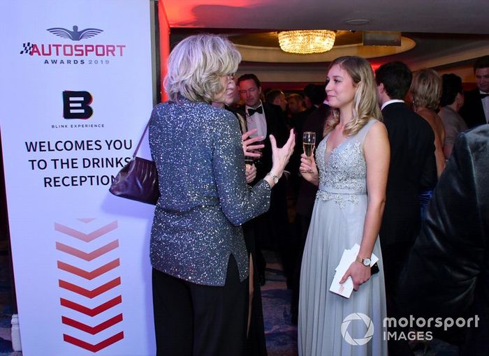 Invitados en el lobby