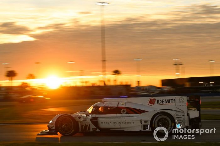 #77 Mazda Team Joest Mazda DPi, DPi: Oliver Jarvis, Tristan Nunez, Olivier Pla