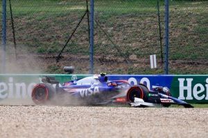 Yuki Tsunoda, RB F1 Team VCARB 01, se cae en la Q3
