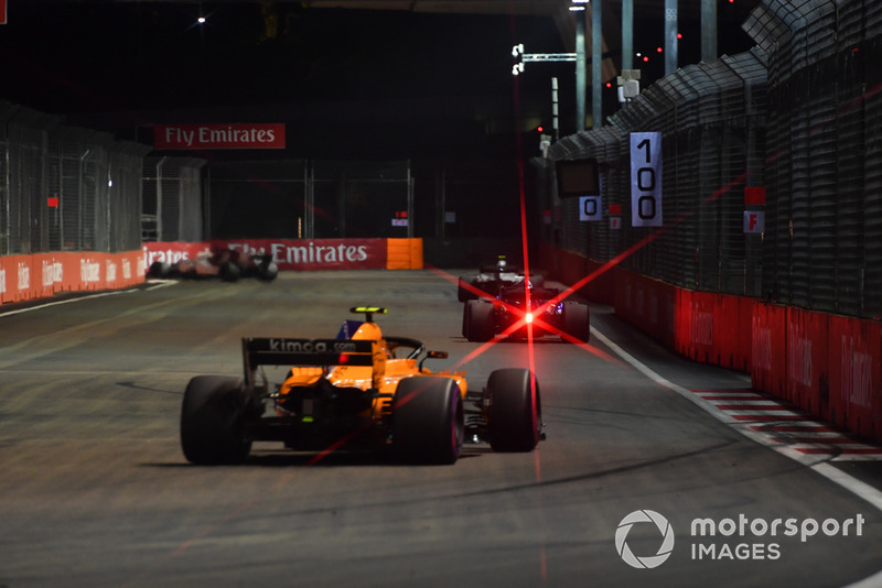 Stoffel Vandoorne não acompanhou Alonso e ficou em 12º