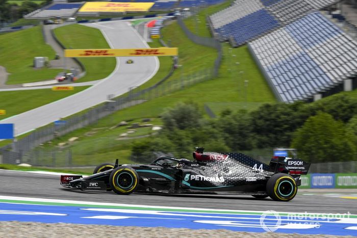 Lewis Hamilton, Mercedes F1 W11 EQ Performance
