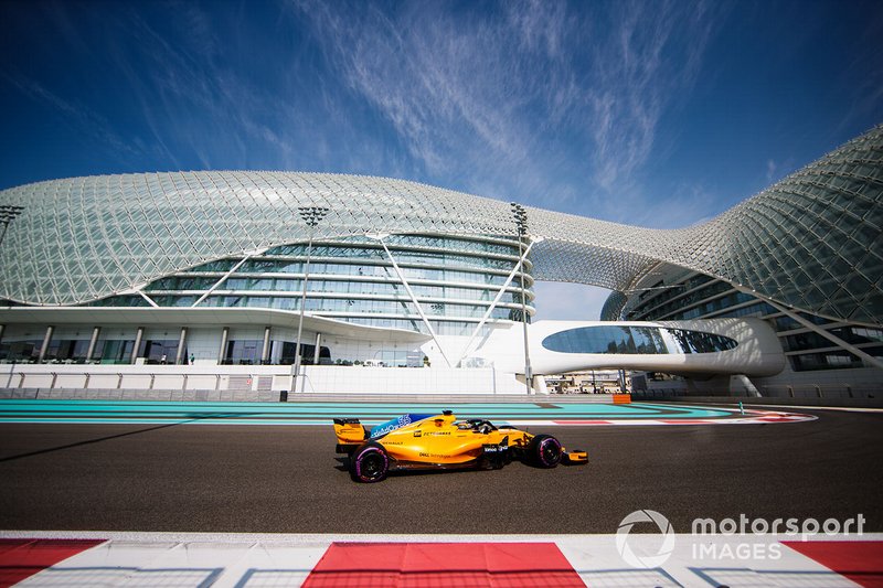 Карлос Сайнс, McLaren MCL33
