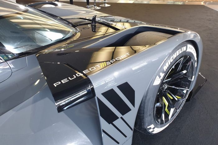 Detalles Peugeot Hypercar 9X8
