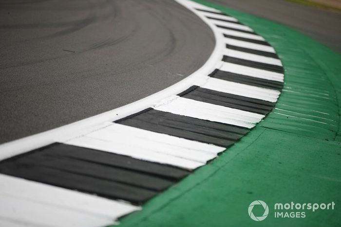 Detalle de un piano de Silverstone