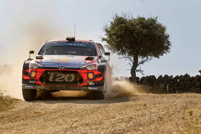 Thierry Neuville, Nicolas Gilsoul, Hyundai Motorsport Hyundai i20 Coupe WRC