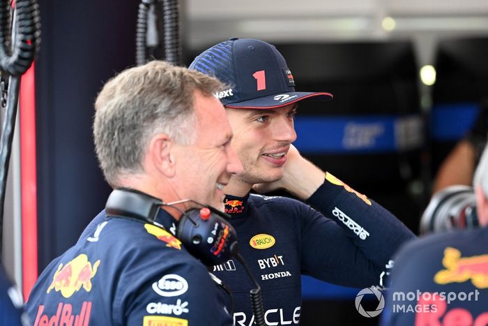 Christian Horner, director del equipo Red Bull Racing, con Max Verstappen, Red Bull Racing