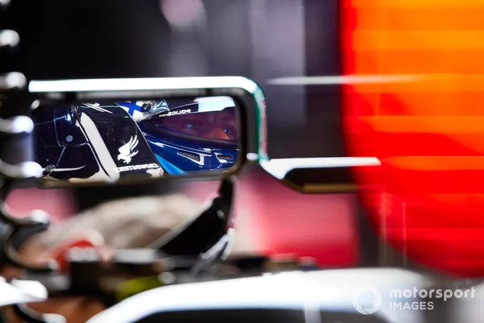 Valtteri Bottas, Mercedes W12, en su espejo