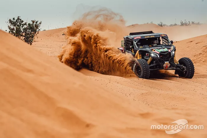 O Can-Am XRS Turbo da equipe em ação: manutenção detalhada
