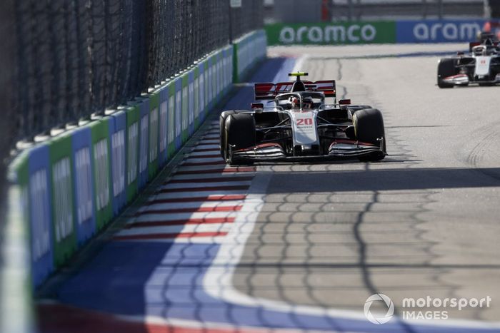 Kevin Magnussen, Haas VF-20