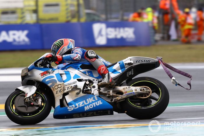 Alex Rins, Team Suzuki MotoGP después de la caída