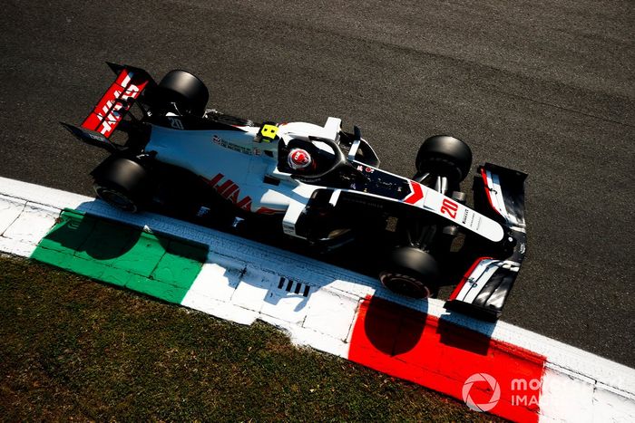 Kevin Magnussen, Haas VF-20