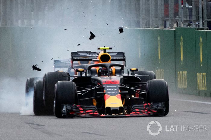 Max Verstappen, Red Bull Racing RB14 y Daniel Ricciardo, Red Bull Racing RB14