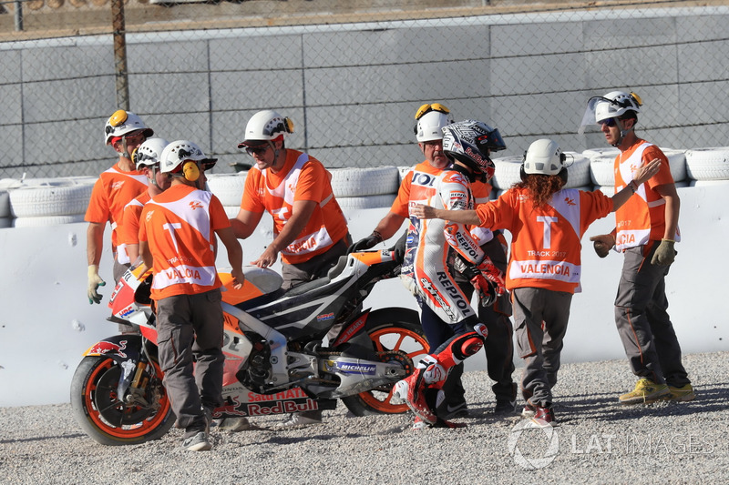 Marc Marquez, Repsol Honda Team, nach Sturz