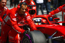 Sebastian Vettel, Ferrari SF71H, arrives on the grid