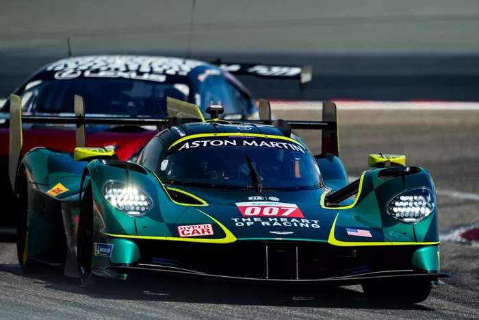 #007 Aston Martin Thor Team Aston Martin Valkyrie: Harry Tincknell, Tom Gamble