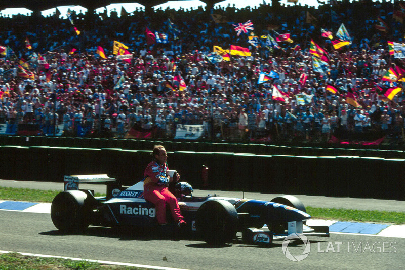 David Coulthard, Williams FW17B, mit Rubens Barrichello, Jordan