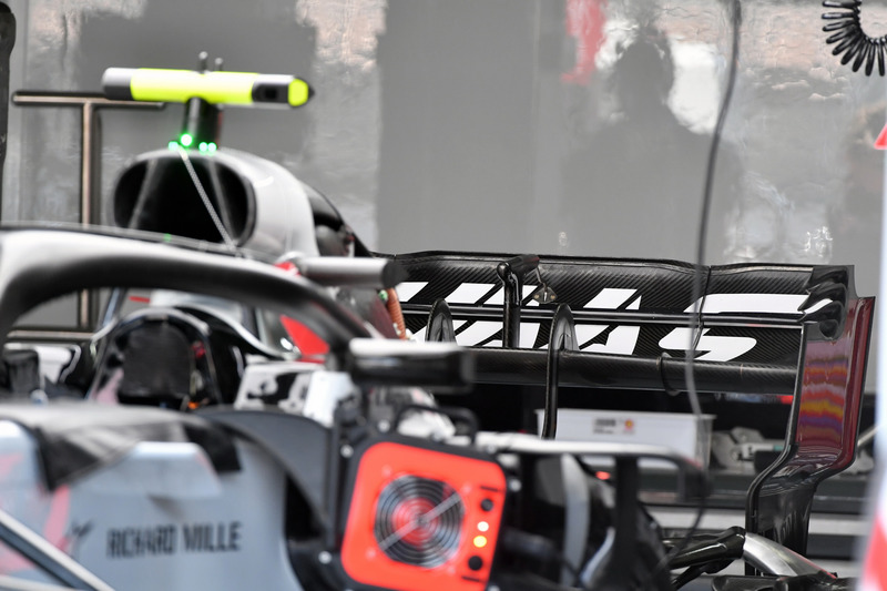 Aileron arrière de la Haas F1 Team VF-18
