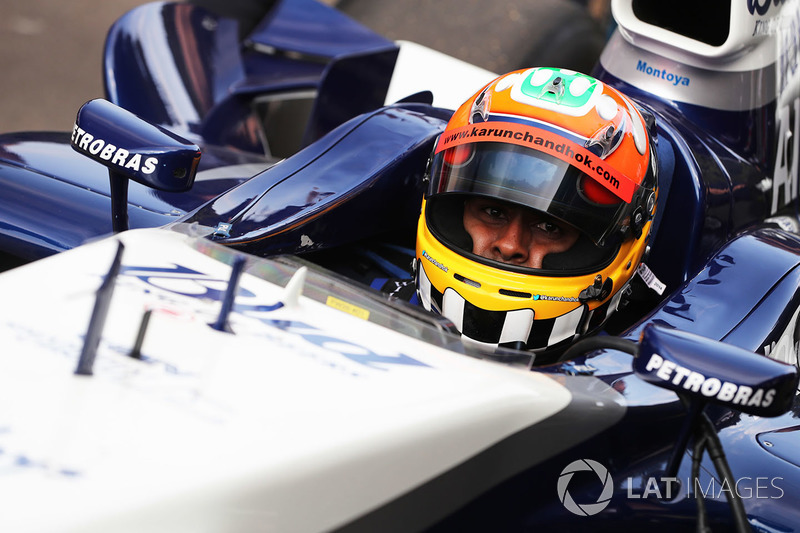 Karun Chandhok in the Williams FW26 BMW