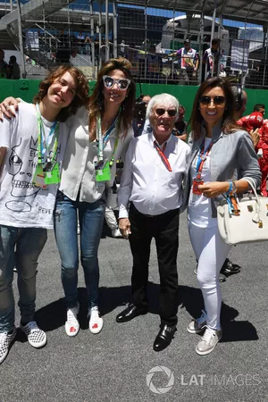 Bernie Ecclestone, et des invités