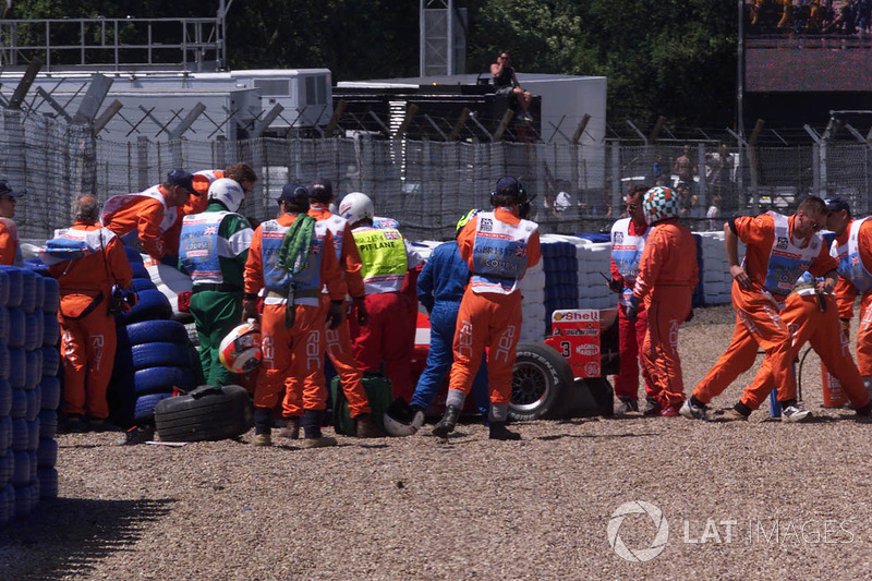 De situatie na de crash van Schumacher: