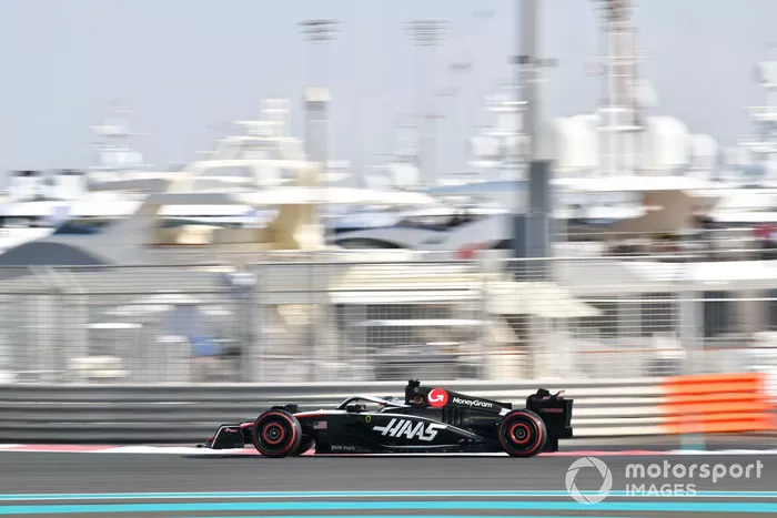 Kevin Magnussen, Haas VF-23