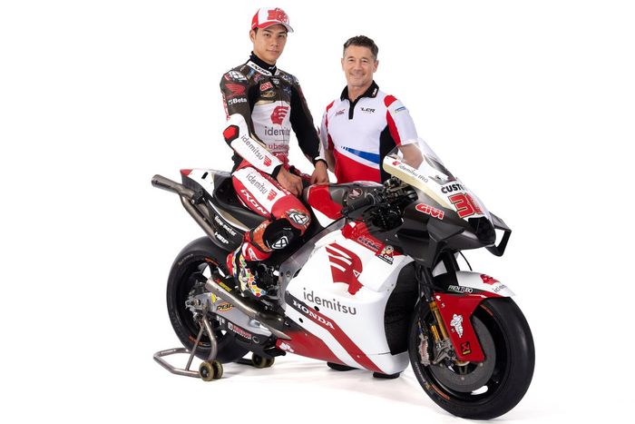 Takaaki Nakagami, Team LCR Honda, , Lucio Cecchinello Director del equipo LCR Honda