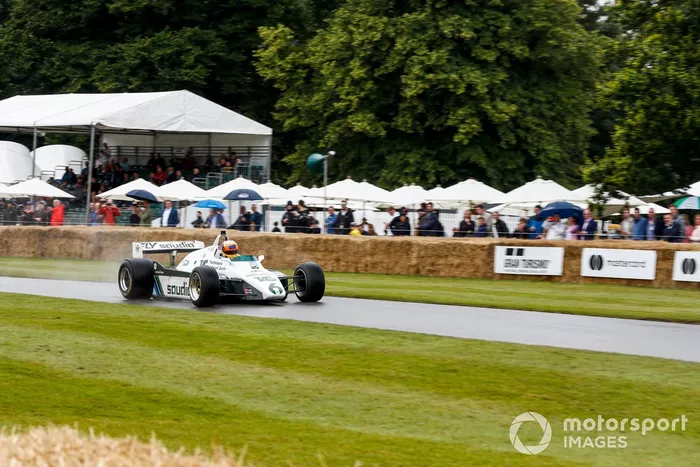 Williams-Cosworth FW08