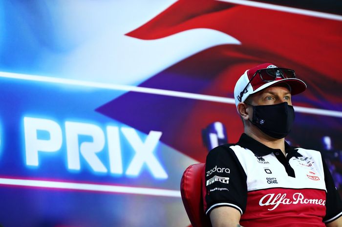 Kimi Raikkonen, Alfa Romeo Racing, en la conferencia de prensa