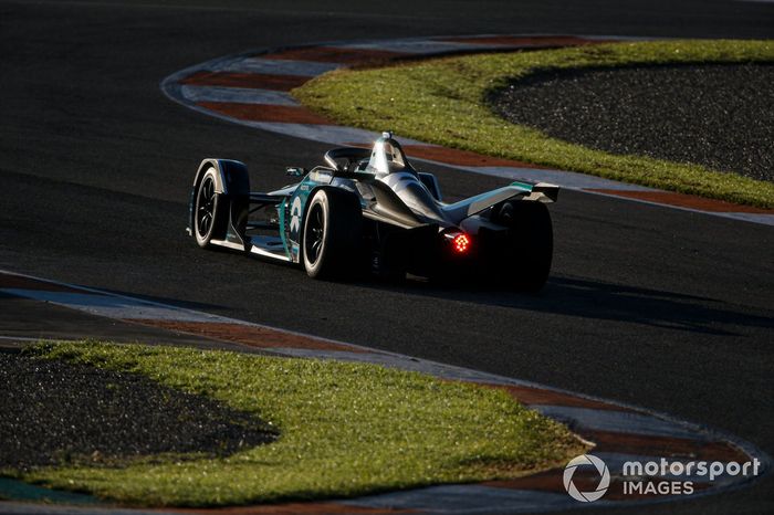 Tom Blomqvist, NIO 333, NIO 333 001