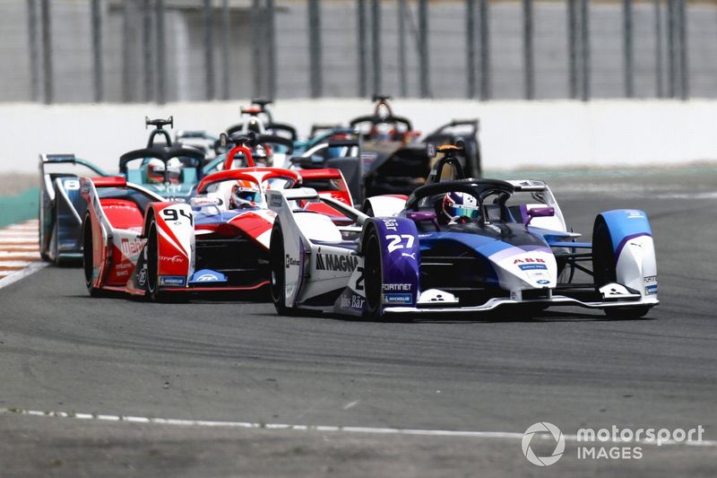 Jake Dennis, BMW i Andretti Motorsport, BMW iFE.21, Alex Lynn, Mahindra Racing, M7Electro, Oliver Turvey, NIO 333, NIO 333 001