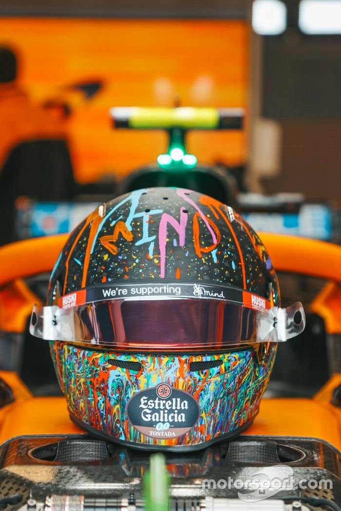 El casco especial de Lando Norris, McLaren en Nürburgring