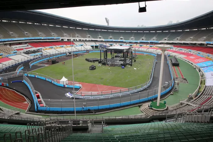 La pista dentro del estadio