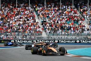 Oscar Piastri, McLaren, George Russell, Mercedes