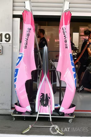 Des pièces de carrosserie de la Force India VJM11 