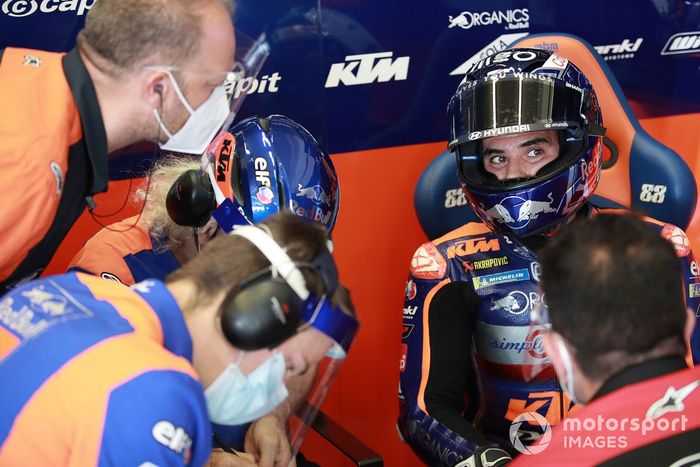 Miguel Oliveira, Red Bull KTM Tech 3