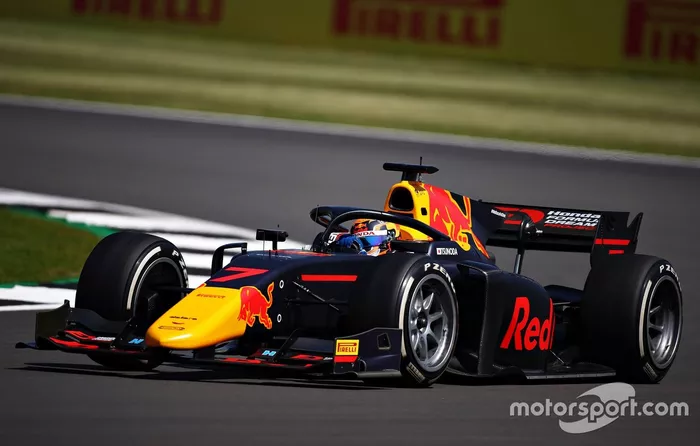 Yuki Tsunoda, Carlin