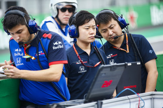 Ingegneri Toro Rosso Honda, in griglia di partenza