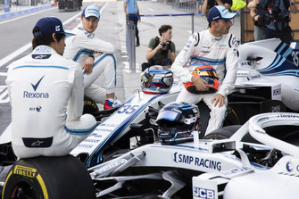 Sergey Sirotkin, Williams Racing, Robert Kubica, Williams and Lance Stroll, Williams Racing at the Williams Team Photo