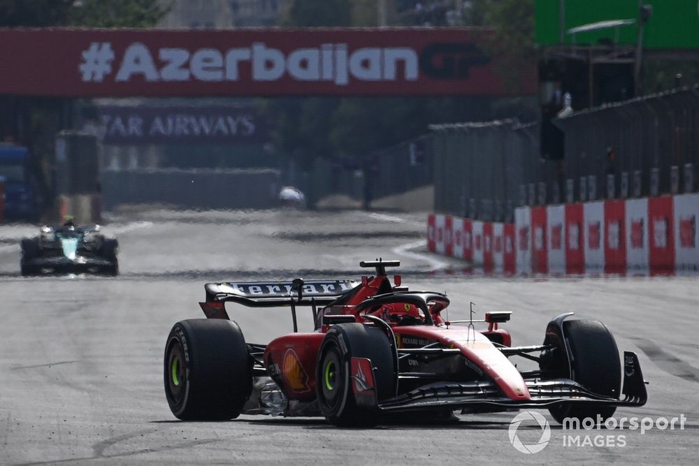 Charles Leclerc, Ferrari SF-23, Fernando Alonso, Aston Martin AMR23