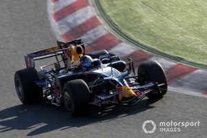Sebastien Loeb, Campeón del Mundo de Rallyes, prueba para Red Bull Racing