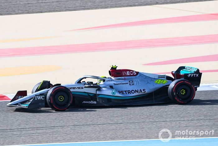 Lewis Hamilton, Mercedes W13