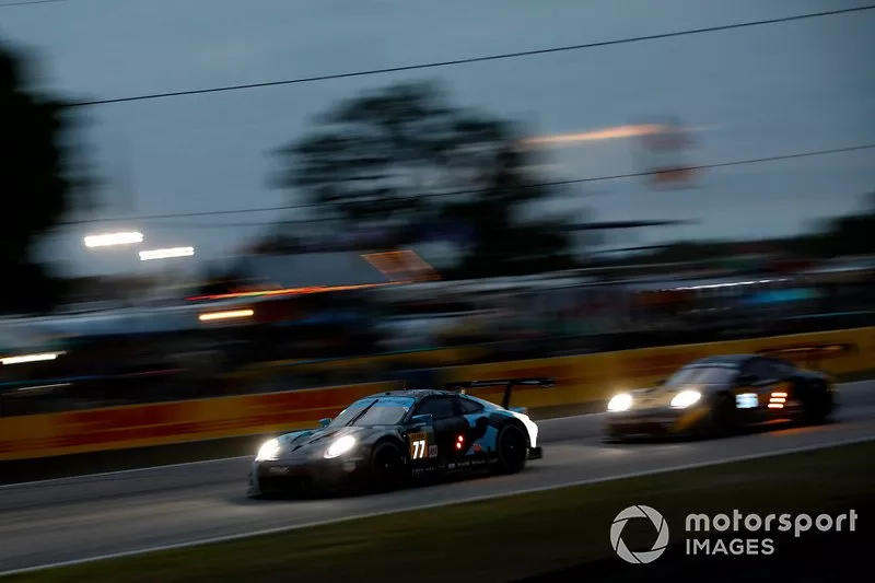#77 Proton Competition Porsche 911 RSR: Christian Ried, Julien Andlauer, Matt Campbell