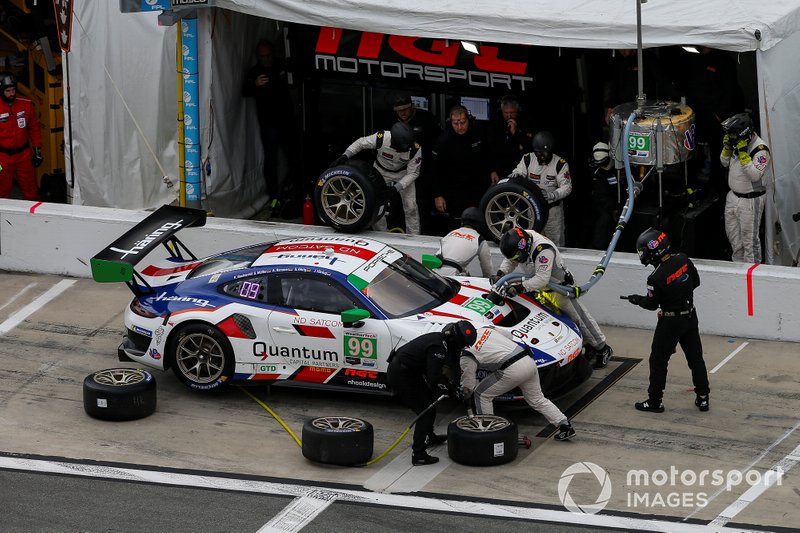 #99 NGT Motorsport Porsche 911 GT3 R, GTD: Juergen Haering, Sven Muller, Klaus Bachler, Steffen Goerig, Alfred Renauer