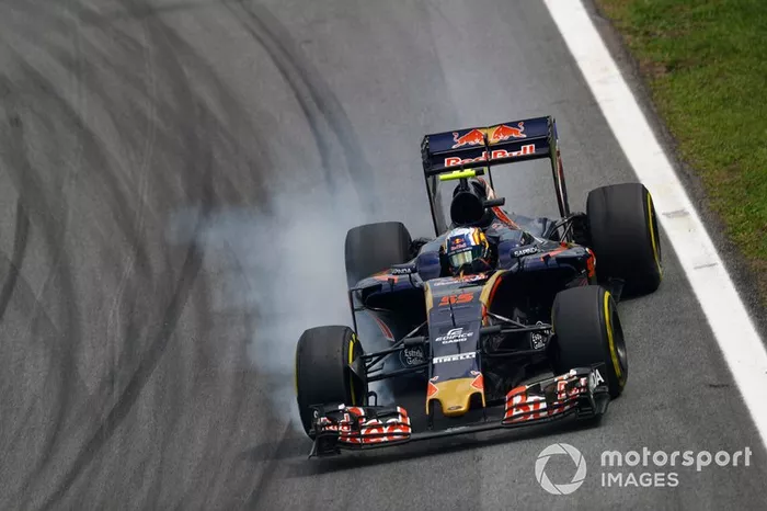 2016: Toro Rosso-Ferrari STR11