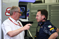 Christian Horner, Team Principal Red Bull Racing e il Dr Helmut Marko, Consulente Red Bull Motorspor