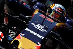 Carlos Sainz Jr., Scuderia Toro Rosso STR11