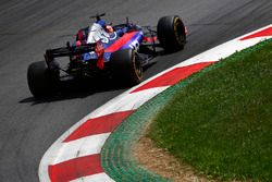 Daniil Kvyat, Scuderia Scuderia Toro Rosso STR12