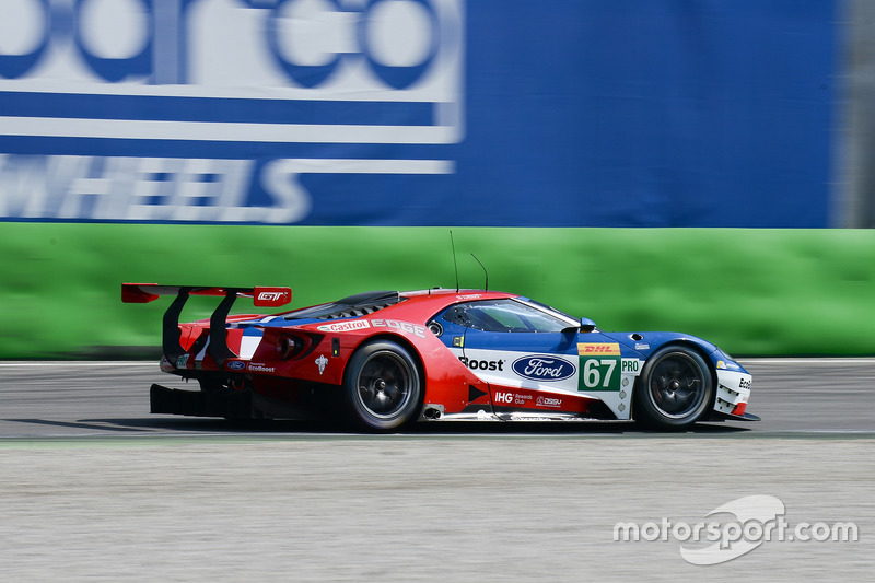 #67 Ford Chip Ganassi Racing, Ford GT: Andy Priaulx, Harry Tincknell